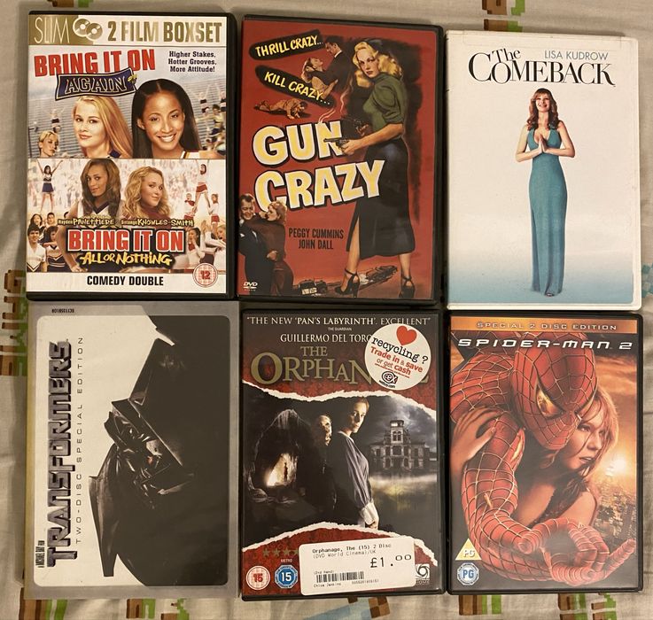 Filmy, angielski, dziewczyny z drużyny, zabójcza mania, sierociniec