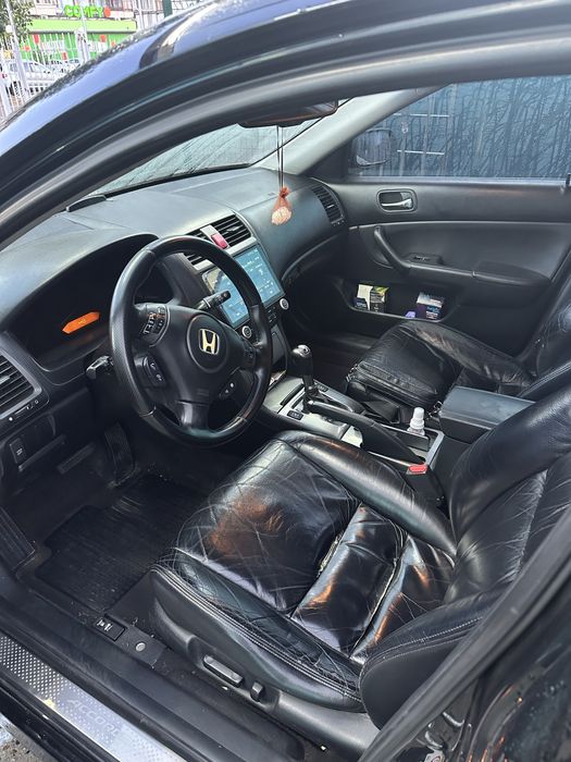 СРОЧНО! Продам accord 7 2.0