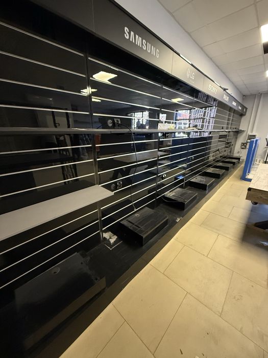 Sprzedam meble sklepowe