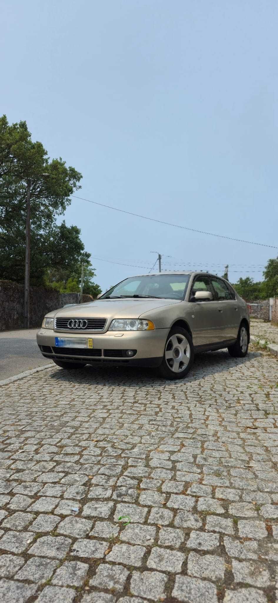 Audi A4 B5 1.8T Sport TipTronic Canadiano troco Toyota, Honda, Suzuki