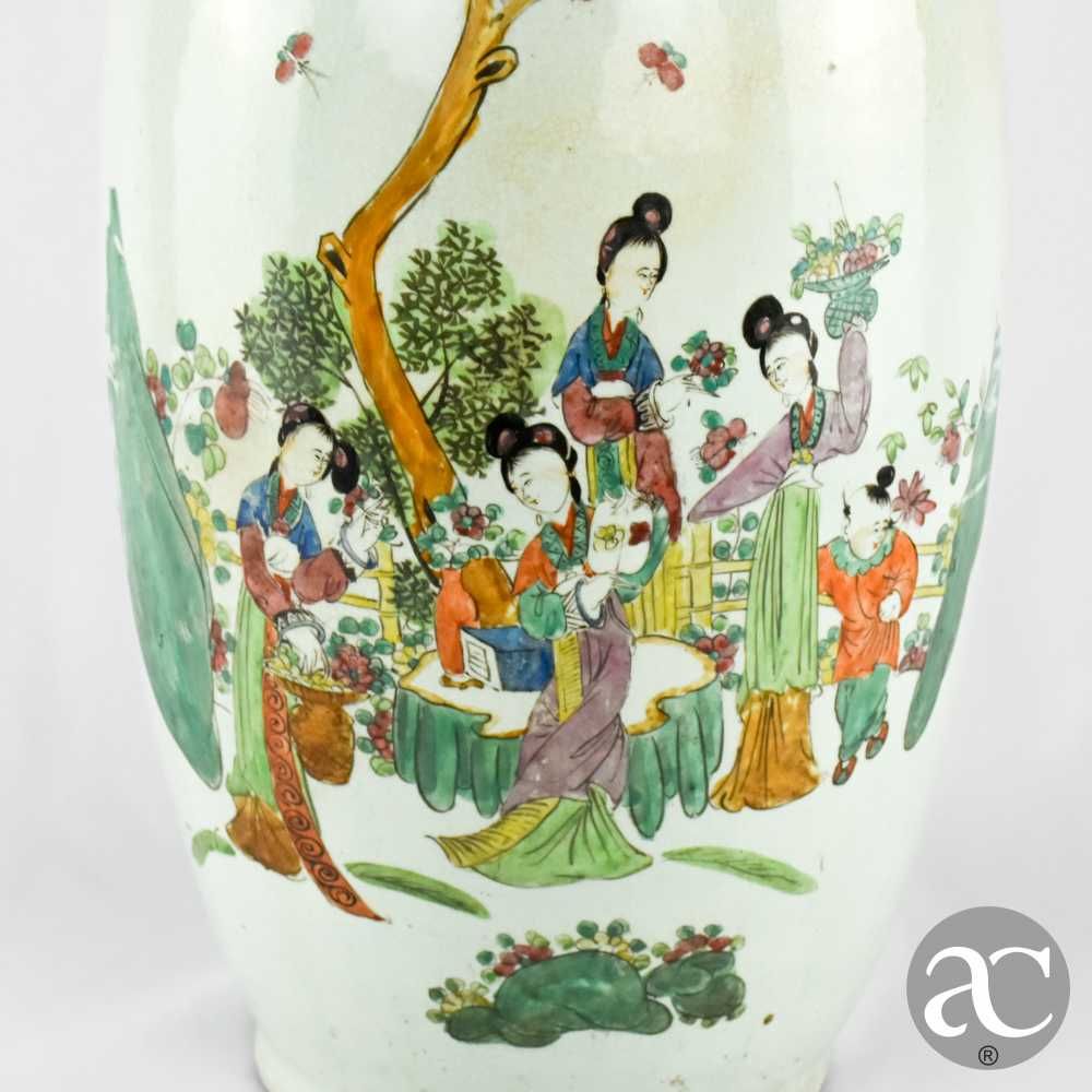 Jarrão Porcelana da China com carateres chineses, finais dinastia Qing