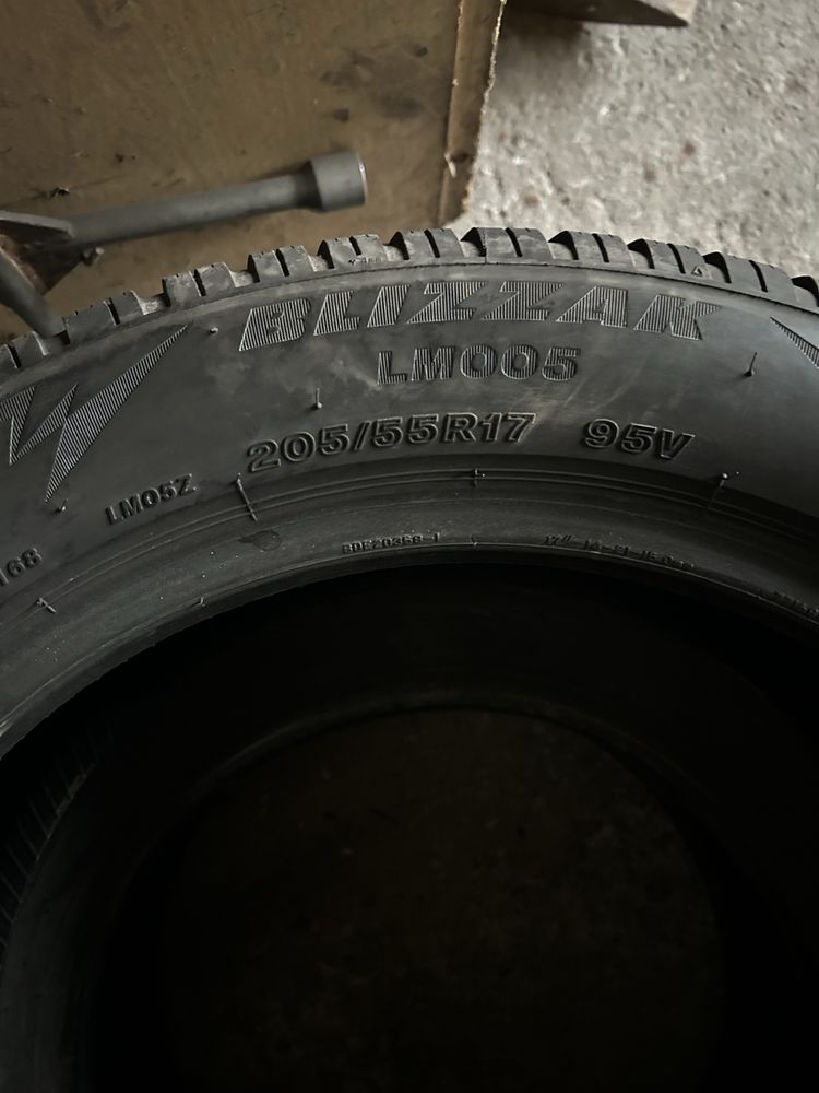 2x OPONY ZIMOWE Bridgestone Blizzak LM005 205/55/17 95V!