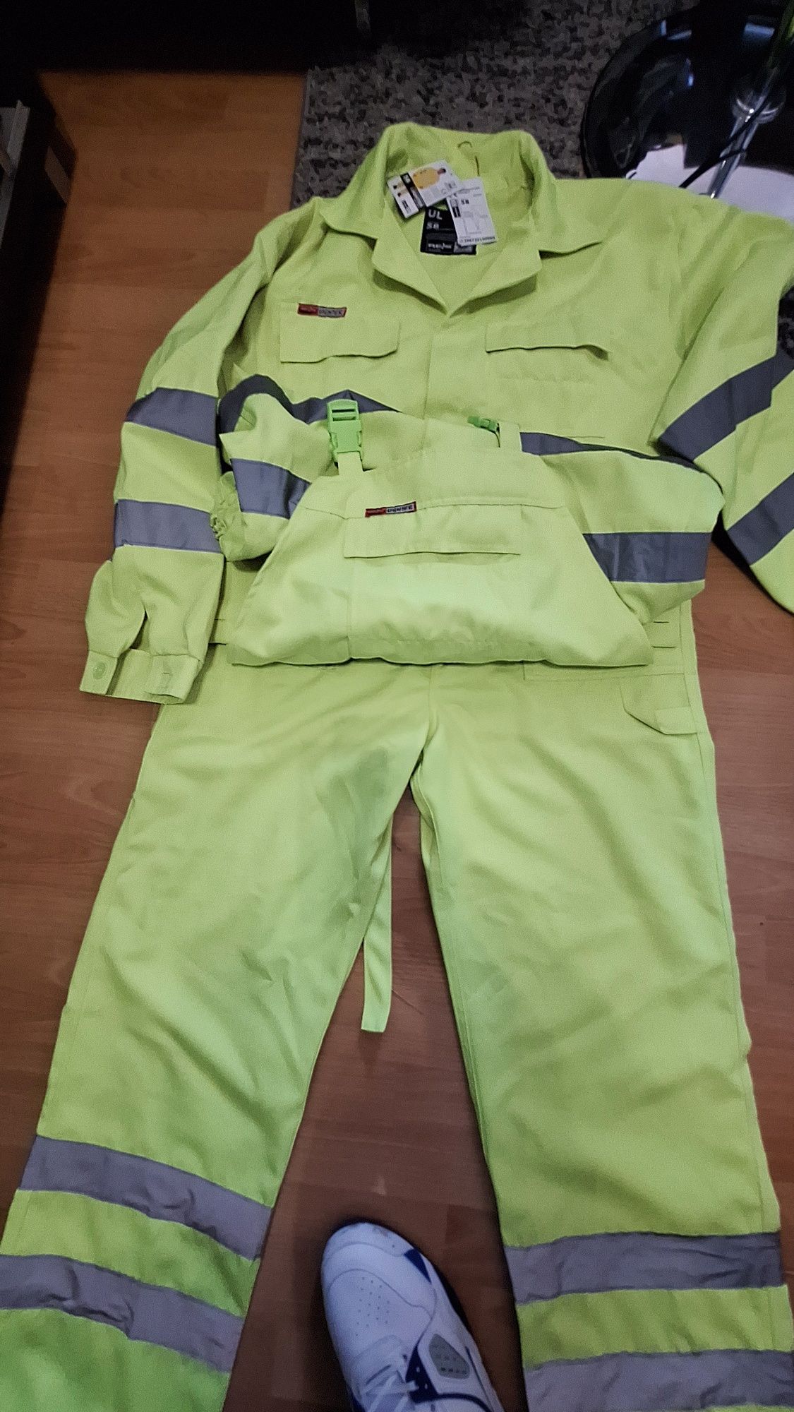 Ubranie robocze odblaskowe