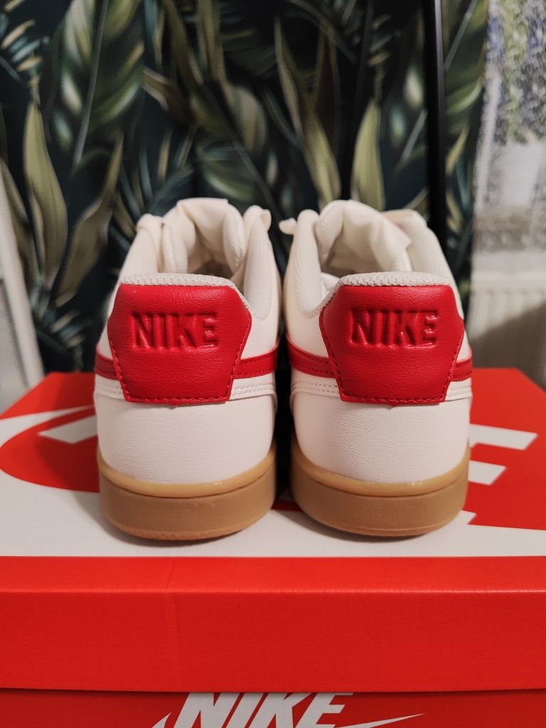 Buty Nike Court Vision 42+ Nowe