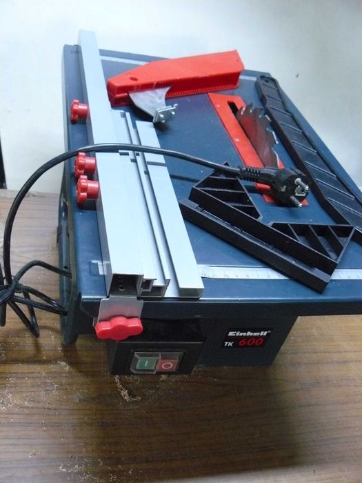 Piła stołowa na działkę domu warsztatu 230 wolt zamienię sprzedam