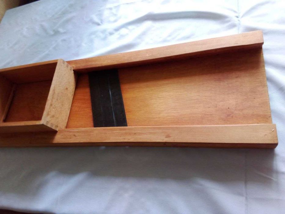 Шатківниця дерев'яна з коробом