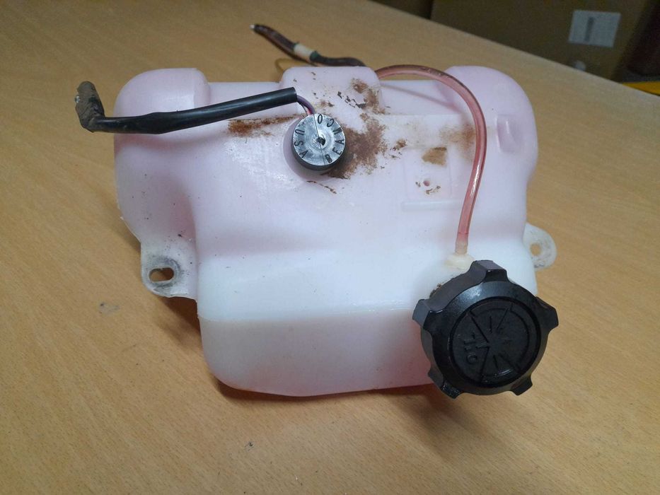 POLARIS TRAIL BLAZER 400CC (2 0 0 3) – DEPOSITO DE OLEO