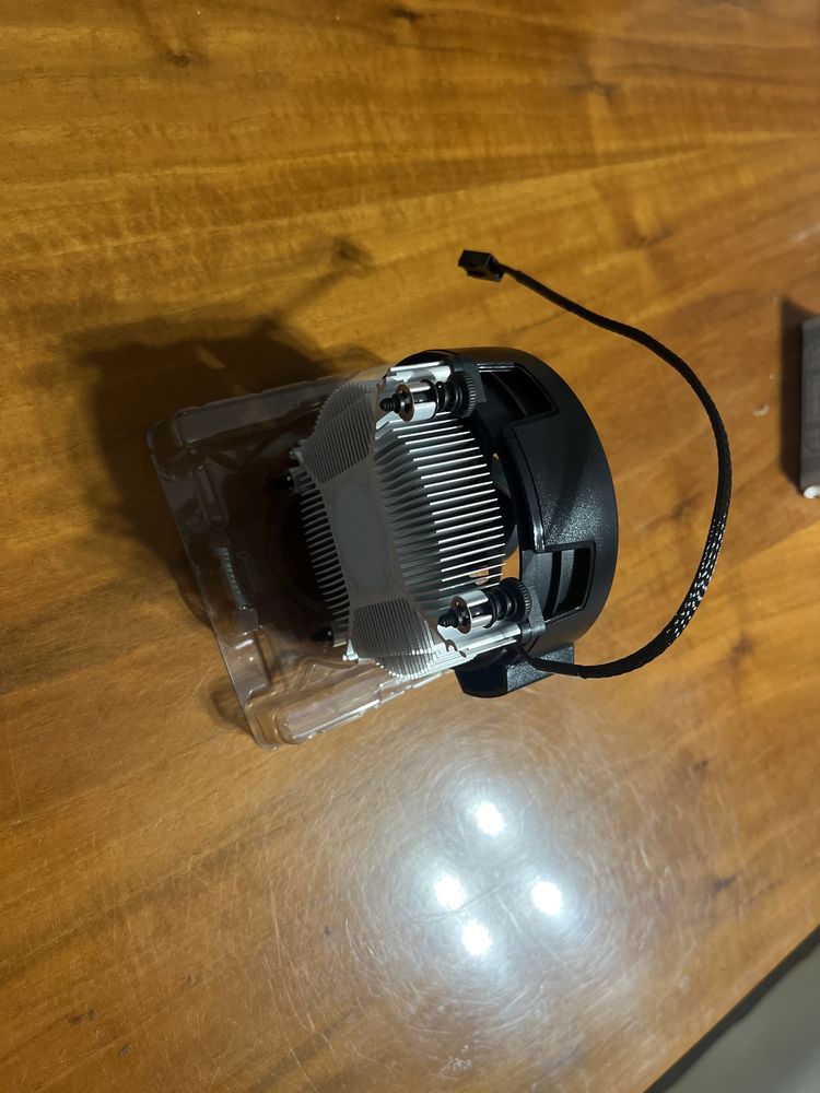 chłodzenie Cpu amd RYZEN AM4 WRAITH STEALTH