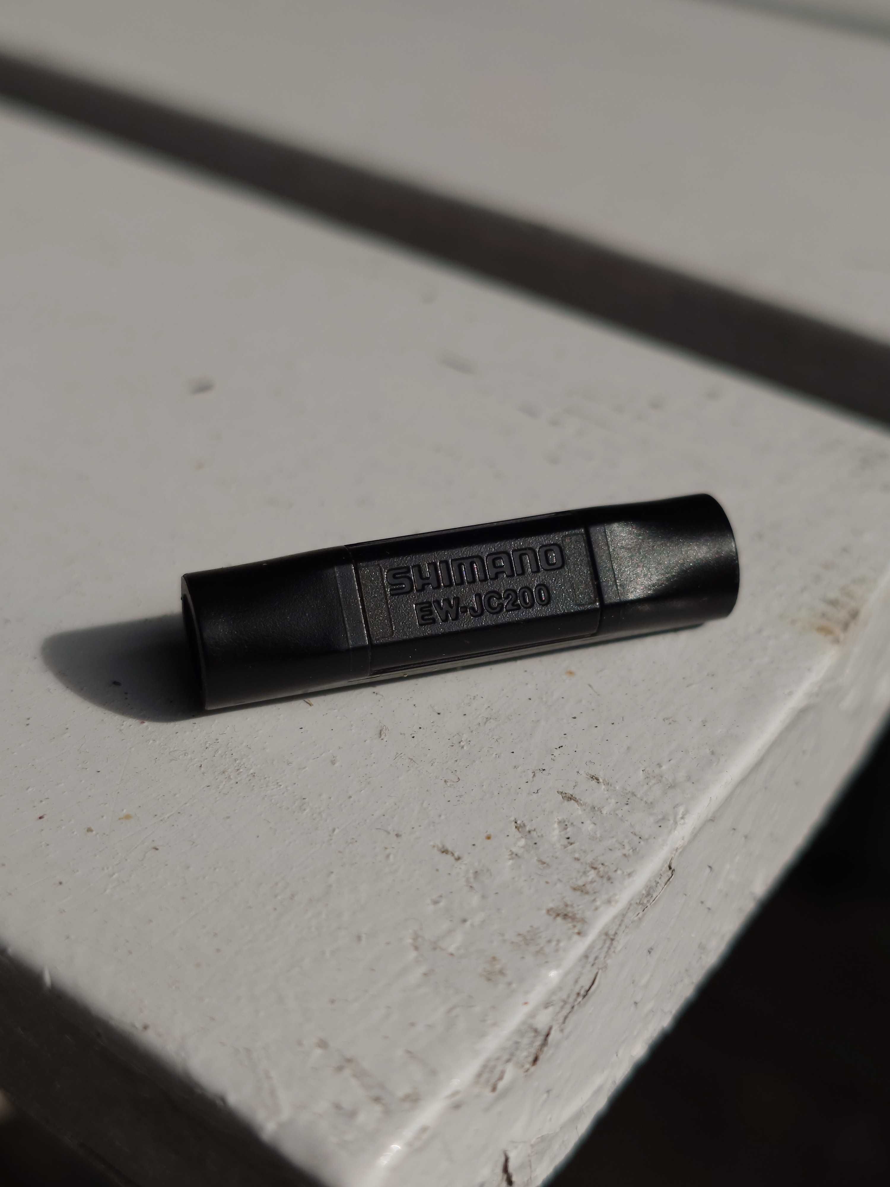 Shimano Di2 EW-JC200 – 2-portowy łącznik E-Tube