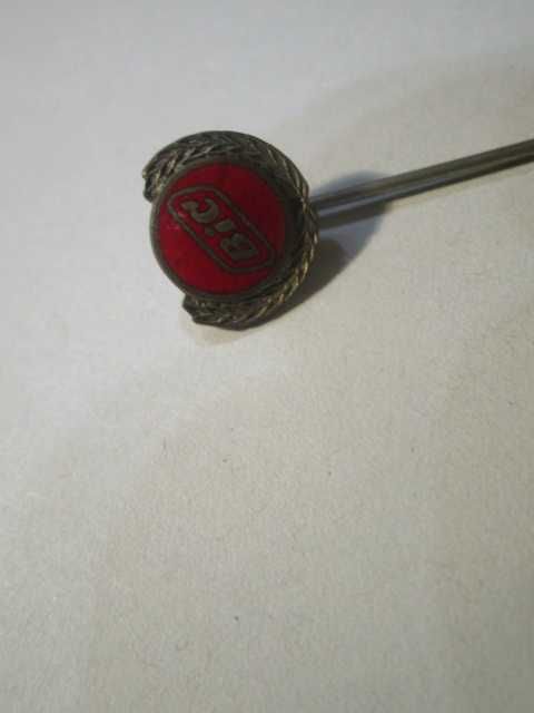 Pin antigo BIC vintage