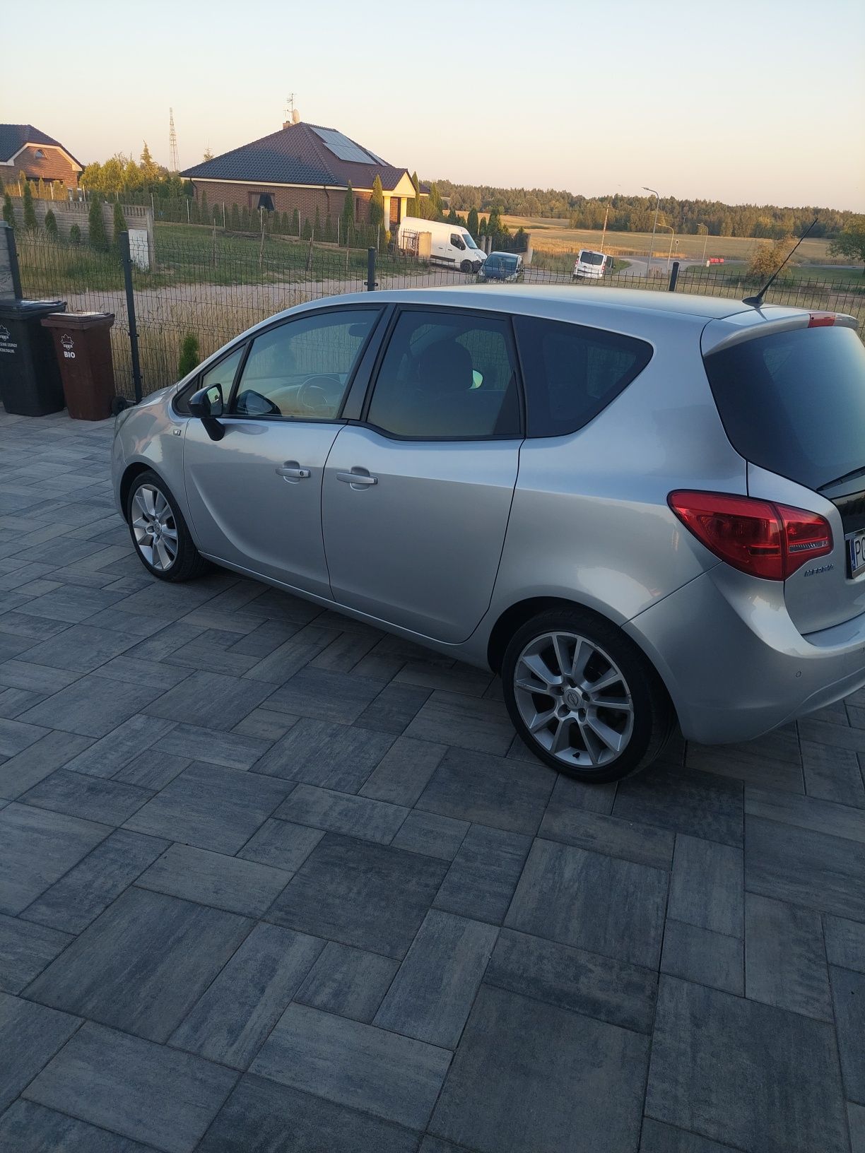 Sprzedam pięknego Opla Merive 94000tys km od Dziadka