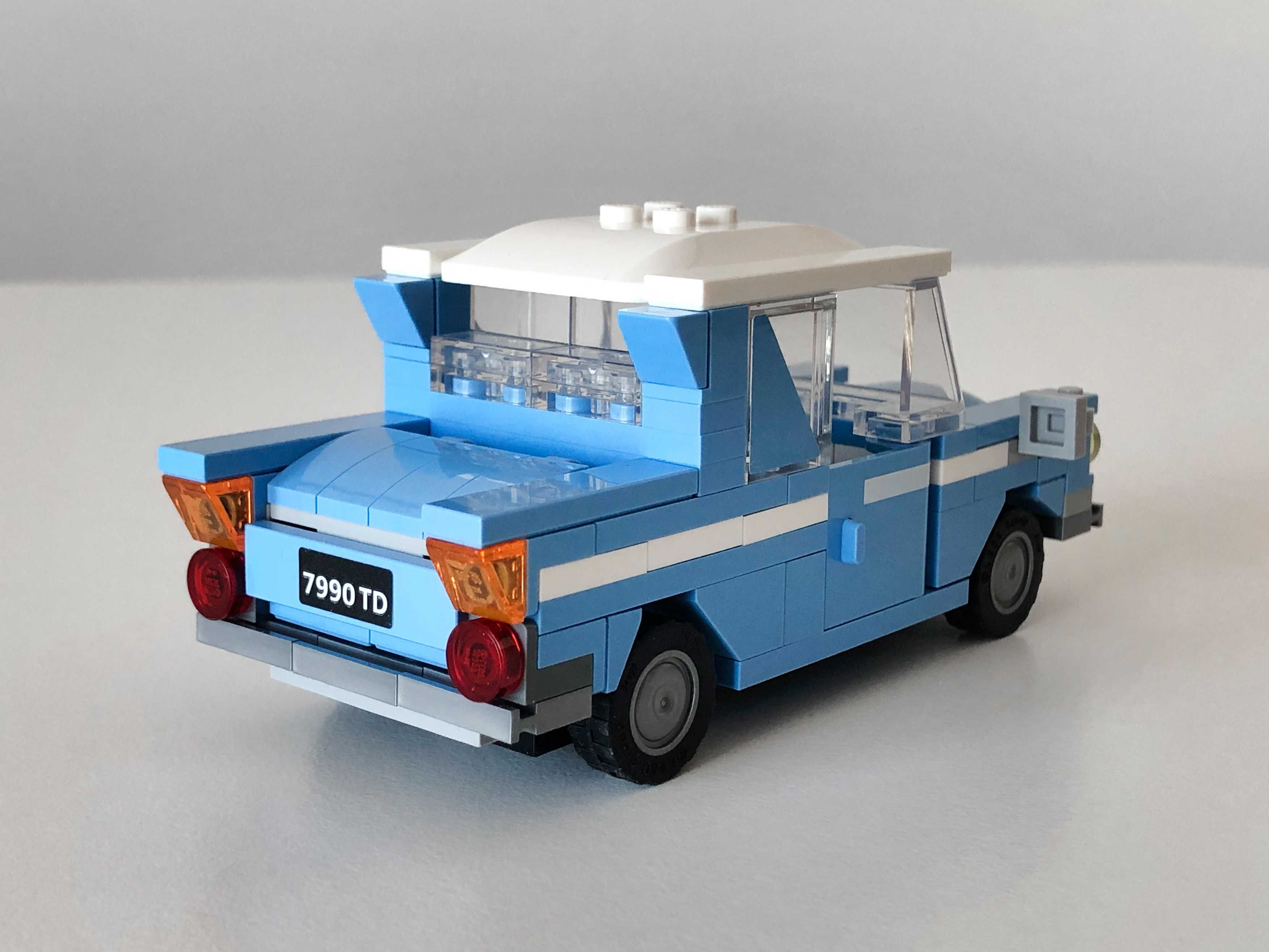 Ford Anglia - LEGO 75968