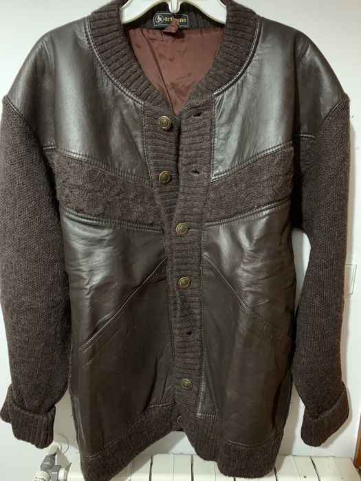 Casaco de malha com couro