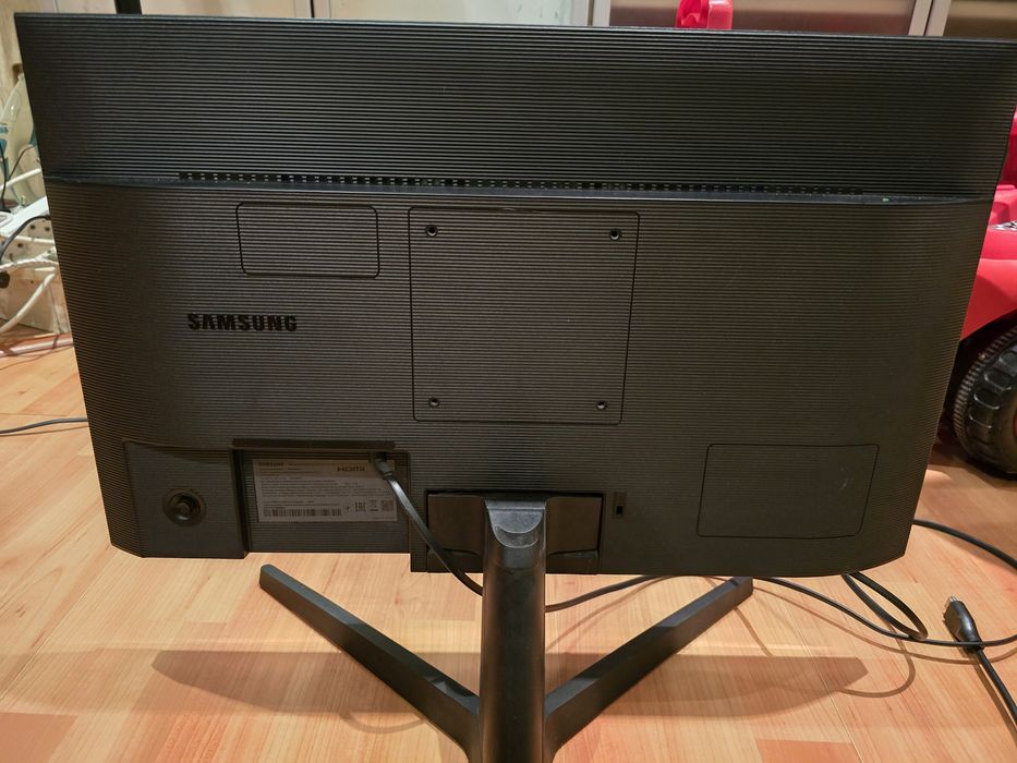Монитор 24" SAMSUNG F24T350FHR