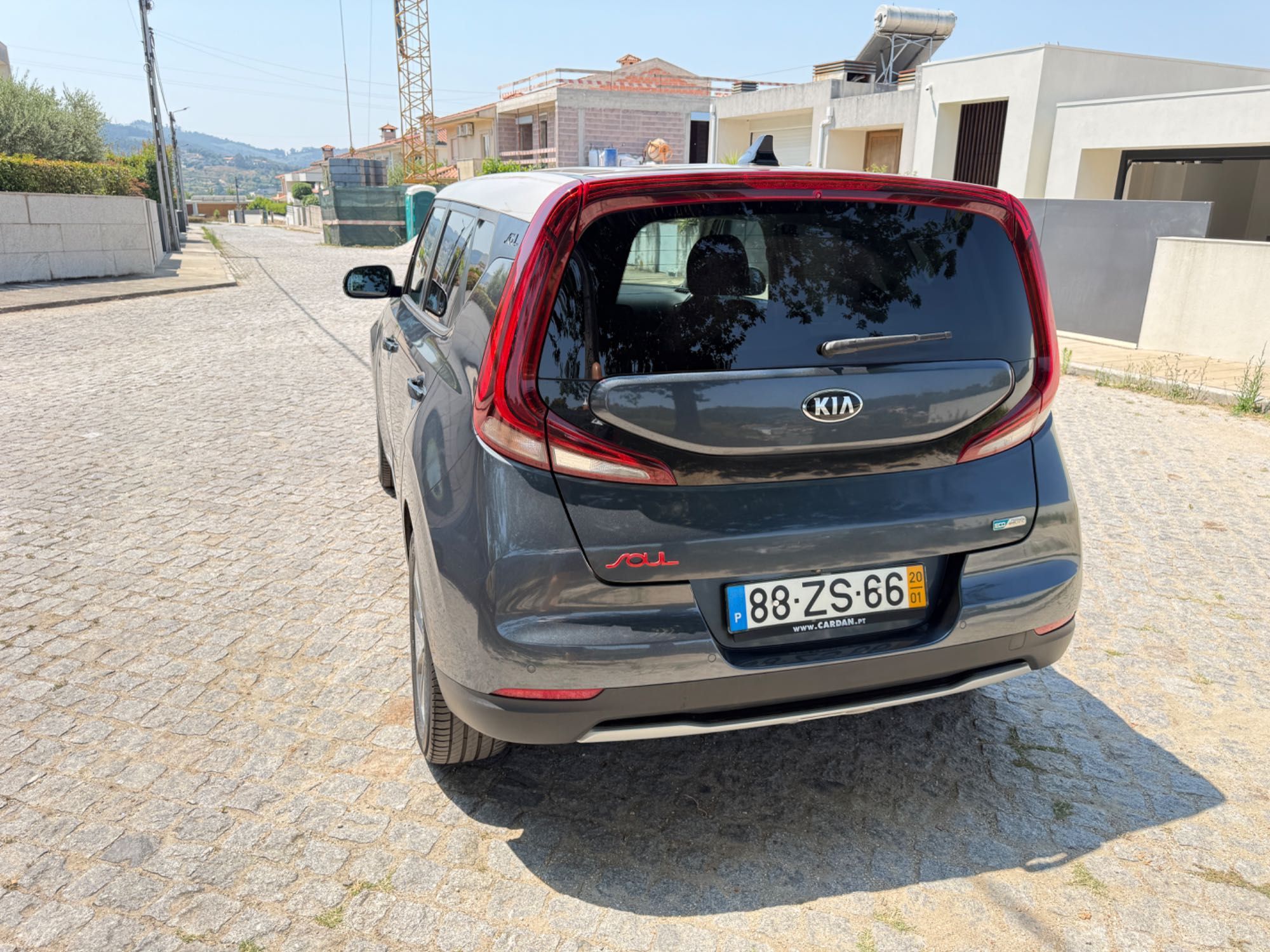 Kia  ESOUL 64kwh