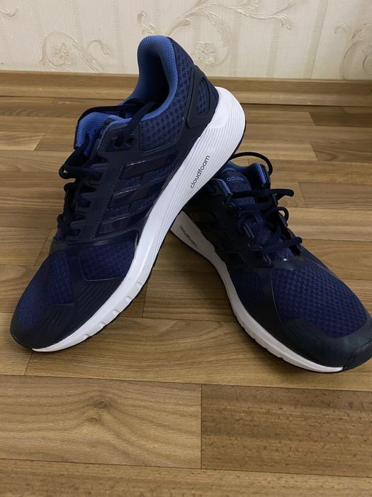 Чоловічі кросівки Adidas 44 розмір