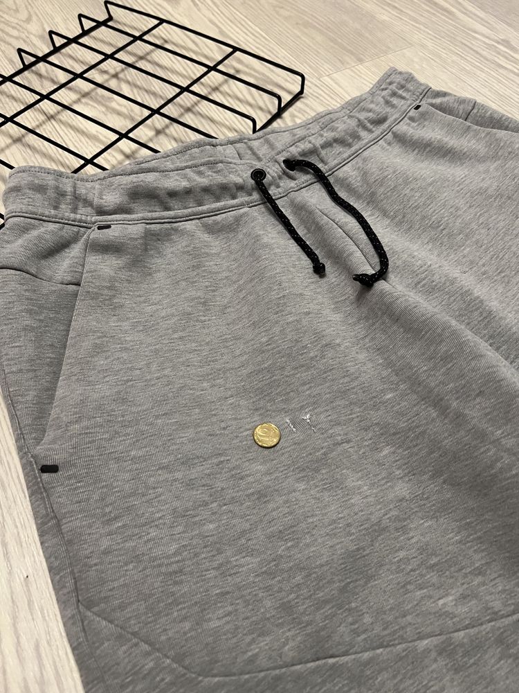 Спортивні штани Nike NSW Tech Fleece Jogger Grey M Найк