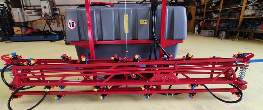 Opryskiwacz 400 litrów lanca 12m CYKLON szary opryskiwacze producent