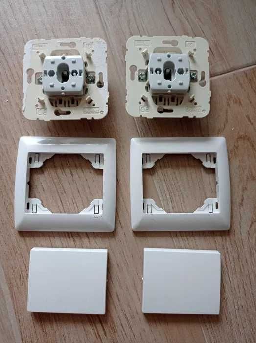 Interruptor unipolar com espelho côncavo, como NOVO!