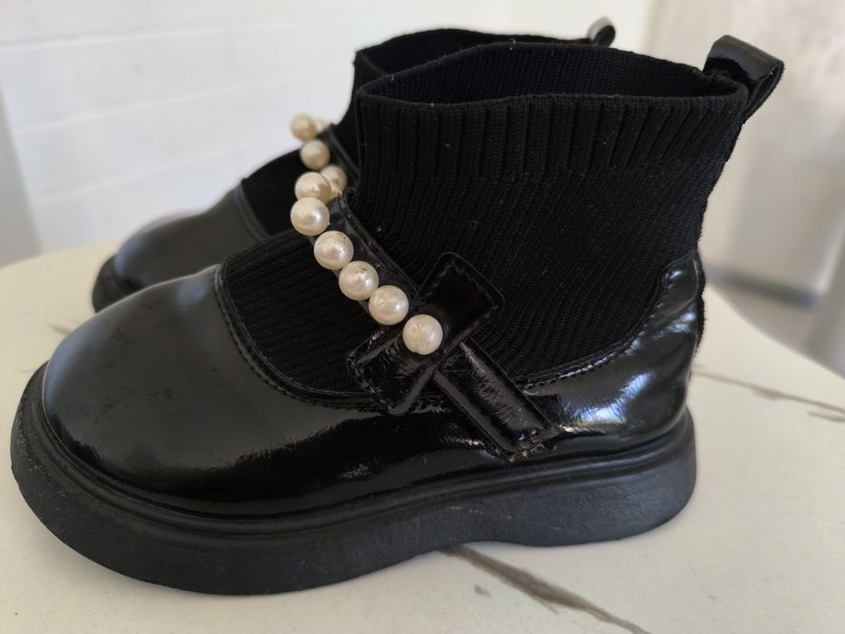 Черевики,ботінки осінь розмір 29/30,стелька 19 см.