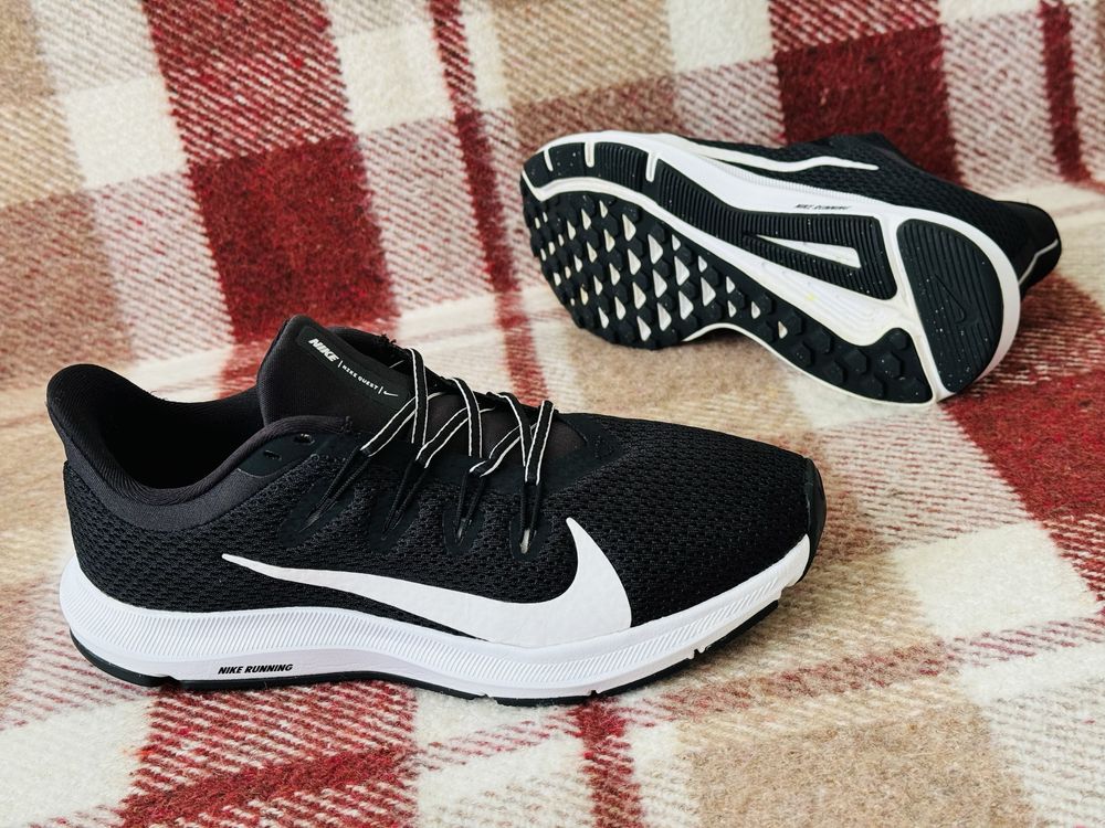 (Оригінал) жіночі кросівки Nike Quest, розмір 38