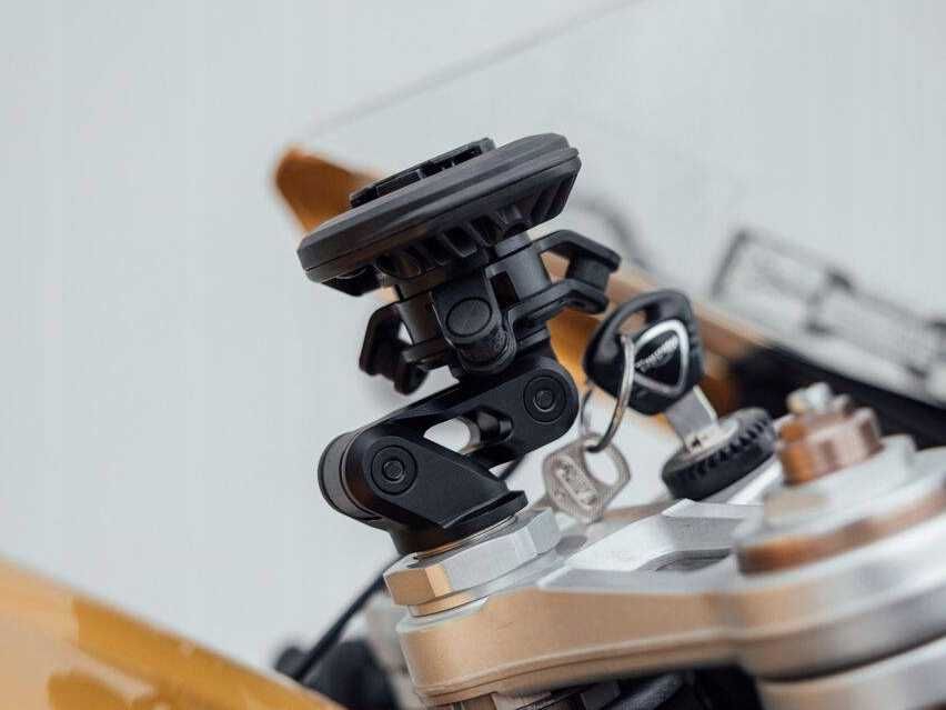 Quad Lock PRO NOWY Zestaw ładowarka uchwyt amortyzator drgań adapter