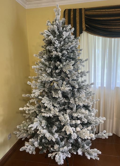 Árvore de Natal Super Nevada 2.10cm