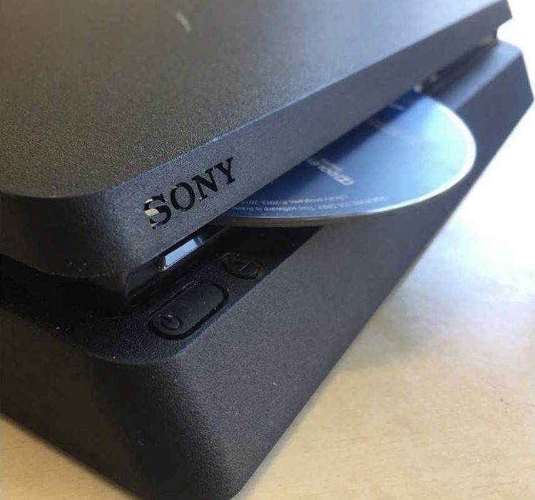 Плейстейшн 4 slim 1ТБ