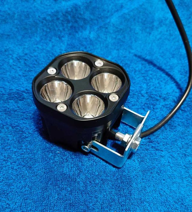 Світлодіодна фара 40 Вт