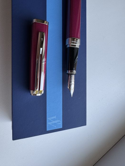 Ексклюзивна золота  750 проба Пірьєва ручка Waterman Exception Slim