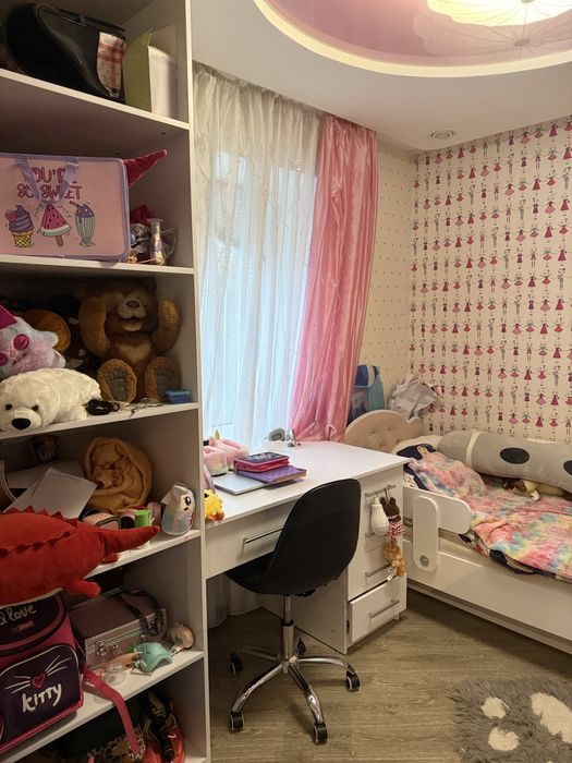 Продам 4-х комнатную квартиру с мебелью и техникой