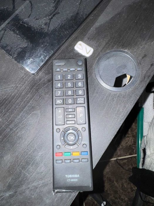 TV Toshiba 42HL833G