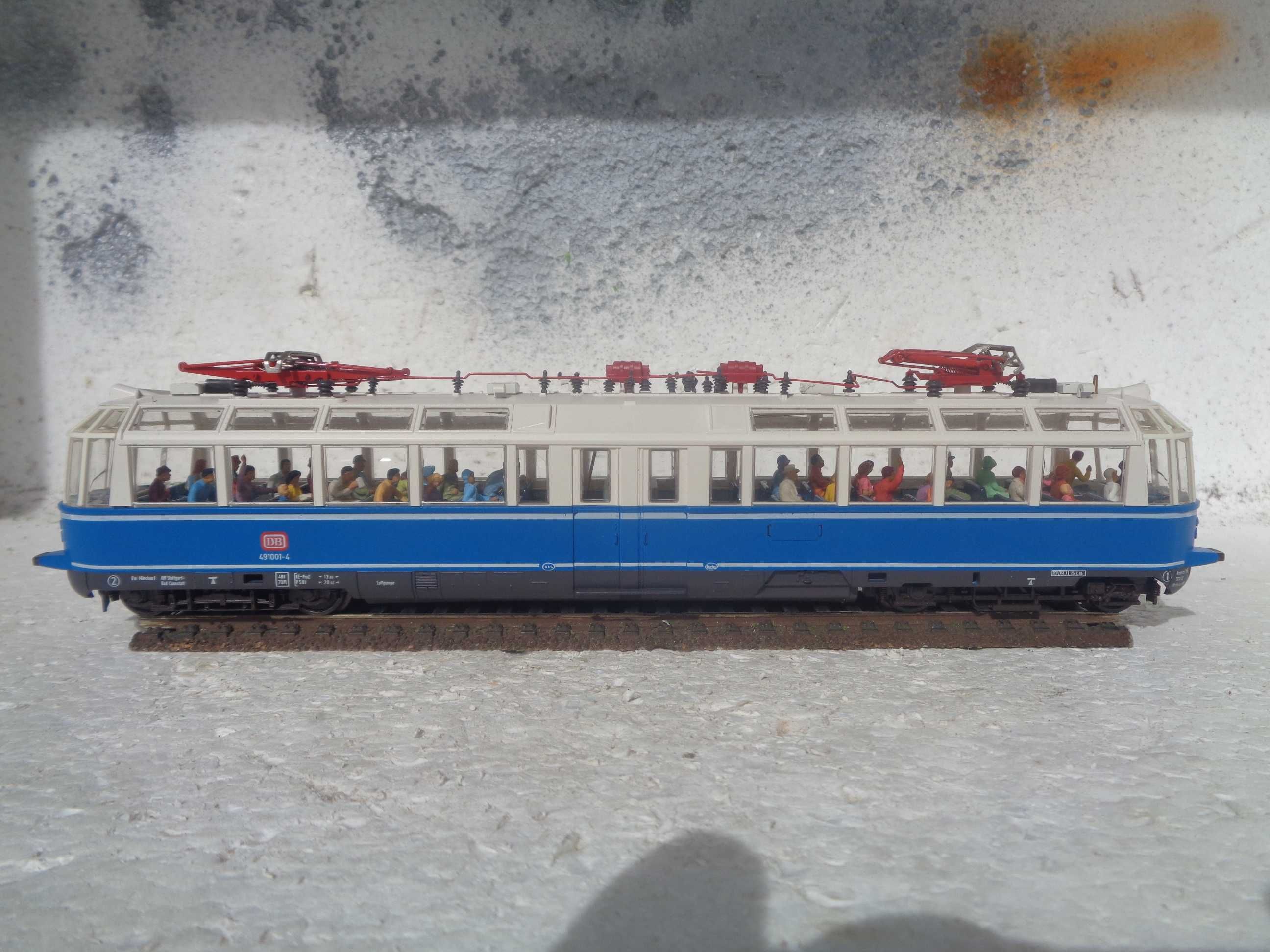 1:87 ROCO Locomotiva DB 491004  Com luz