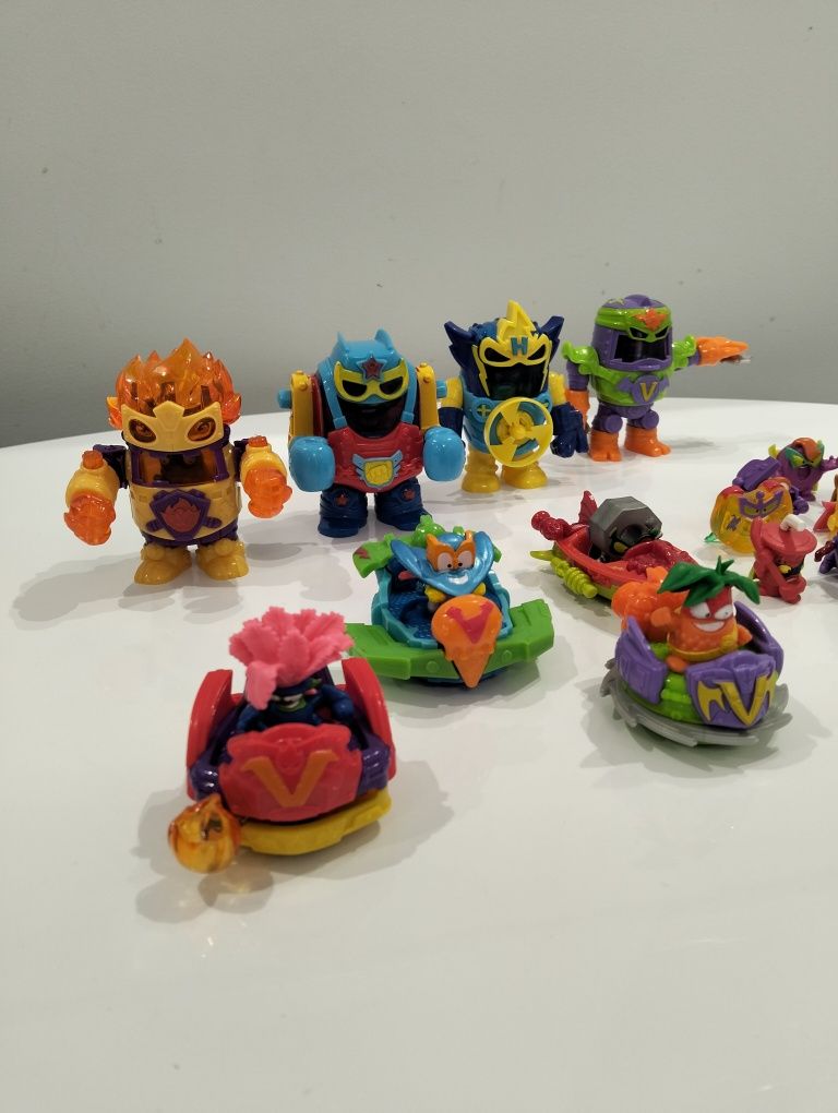 Super Things Zings zestaw 4 x powerbot machines 9 cm i inne.