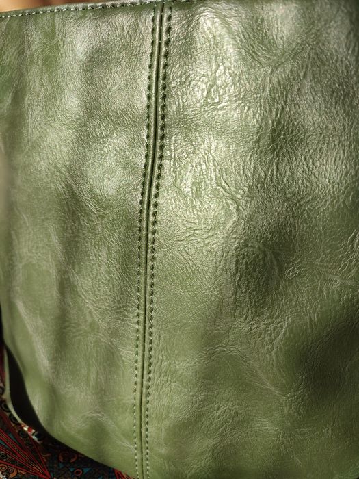 Torebki do wyboru:różowa i zielona