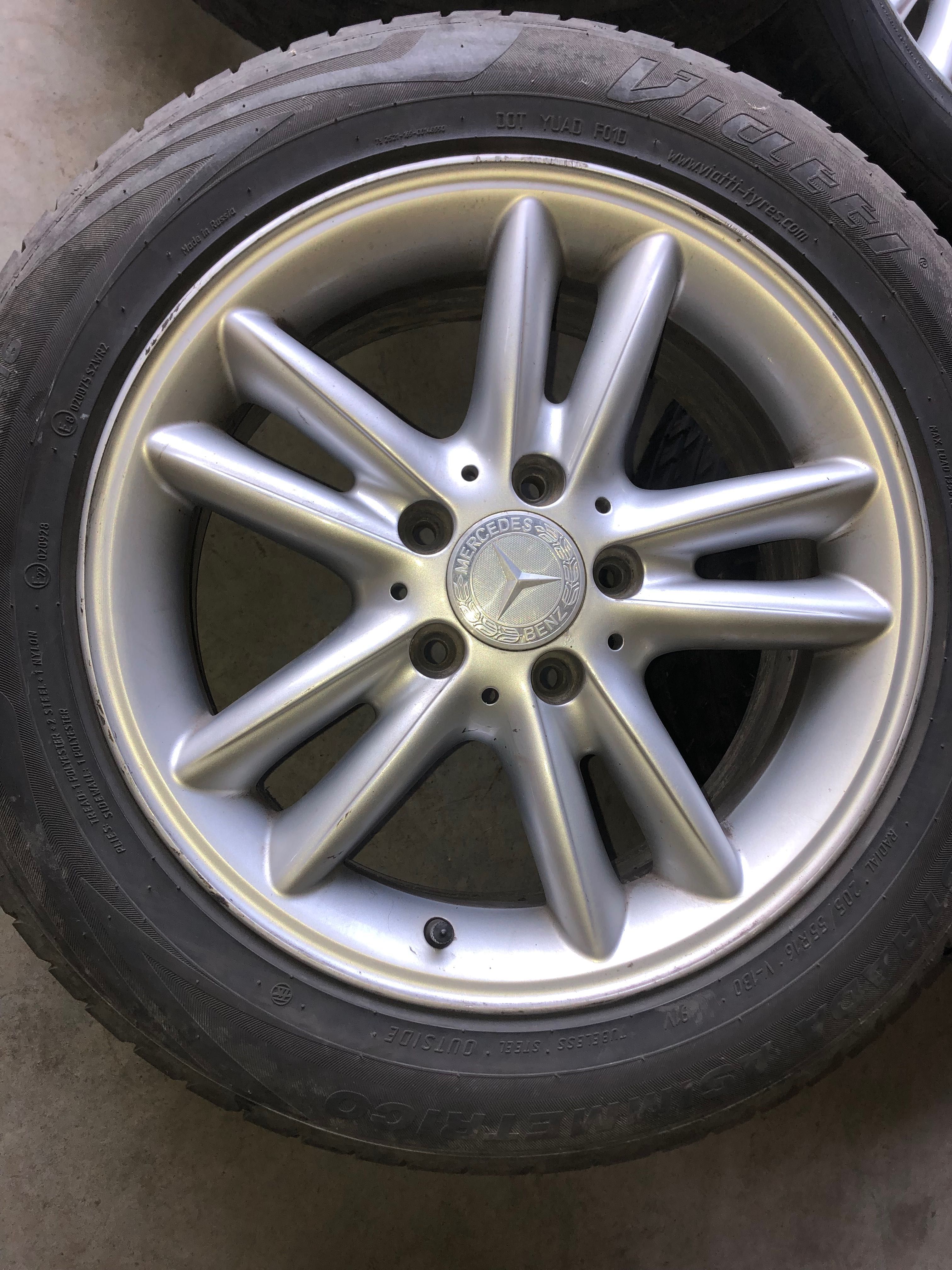Felgi aluminiowe z oponami mercedes 16’’