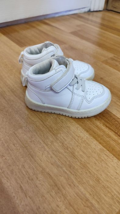 Кросівки хайтопи унісекс білі Apawwa