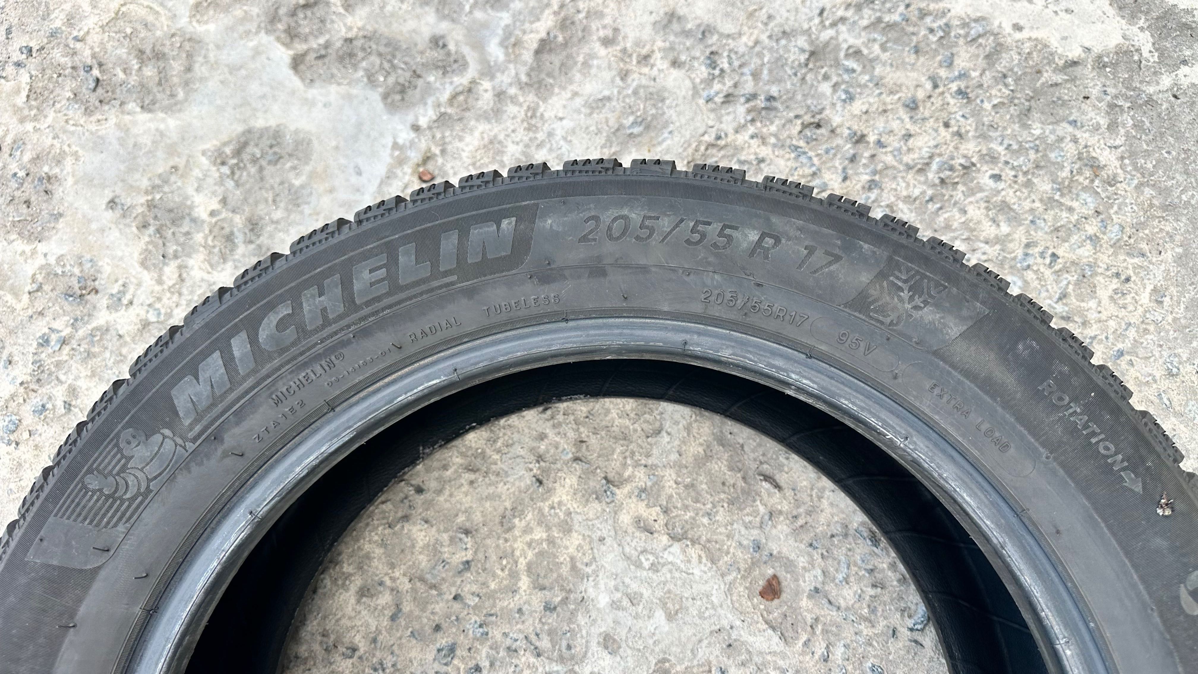 Зимові шини резина б/у 205/55 R17 Michelin Alphin 6