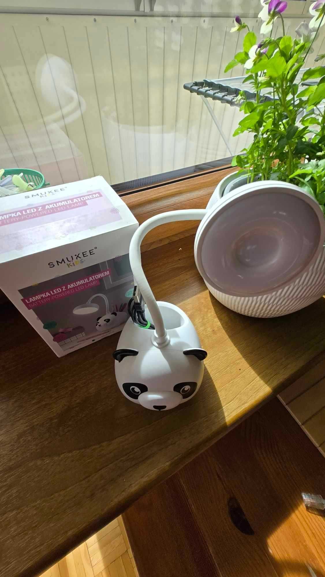 Lampka biurkowa dla dzieci LED bezprzewodowa z akumulatorem Panda