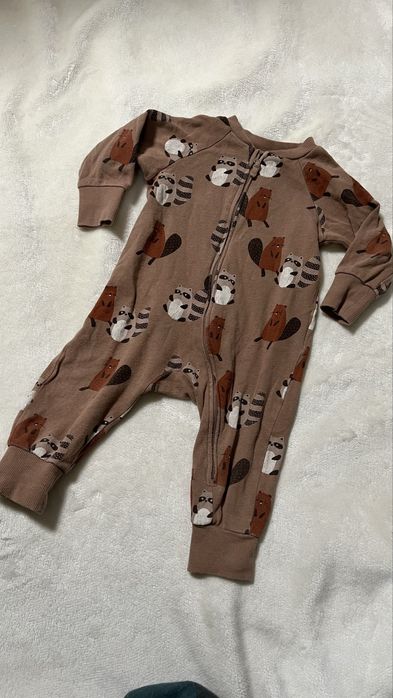 Rosnący rampers piżamka H&M