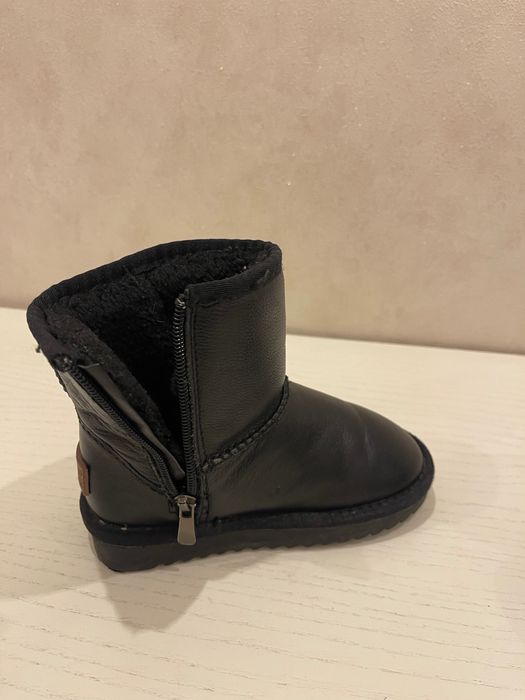 Угги натуральна шкіра для хлопчика 28 розмір 17?см