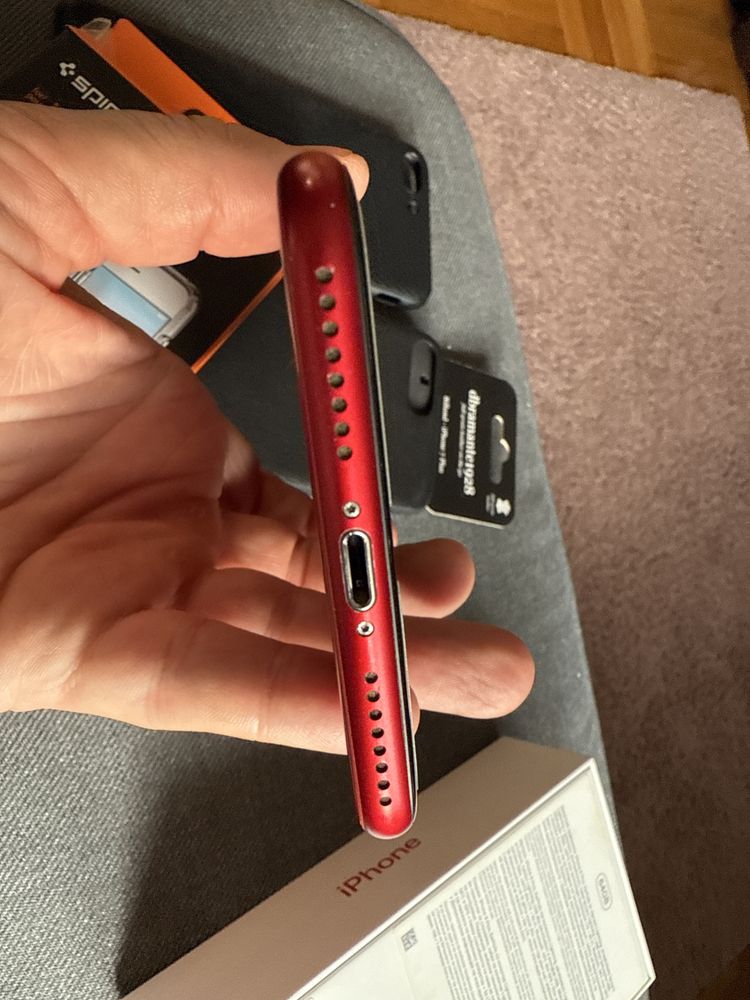 Iphone 8 plus czerwony