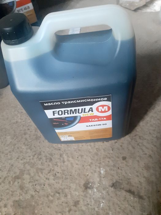 Продається олива трансмісійнаТАД17  ціна 70грн за літр0гривень за літр