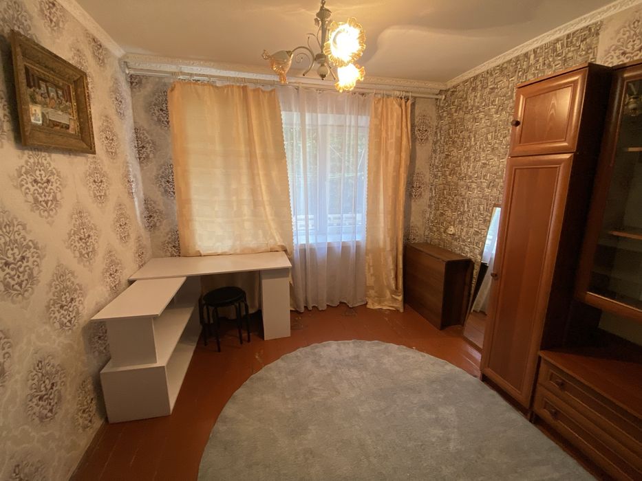 Здається в оренду кімната