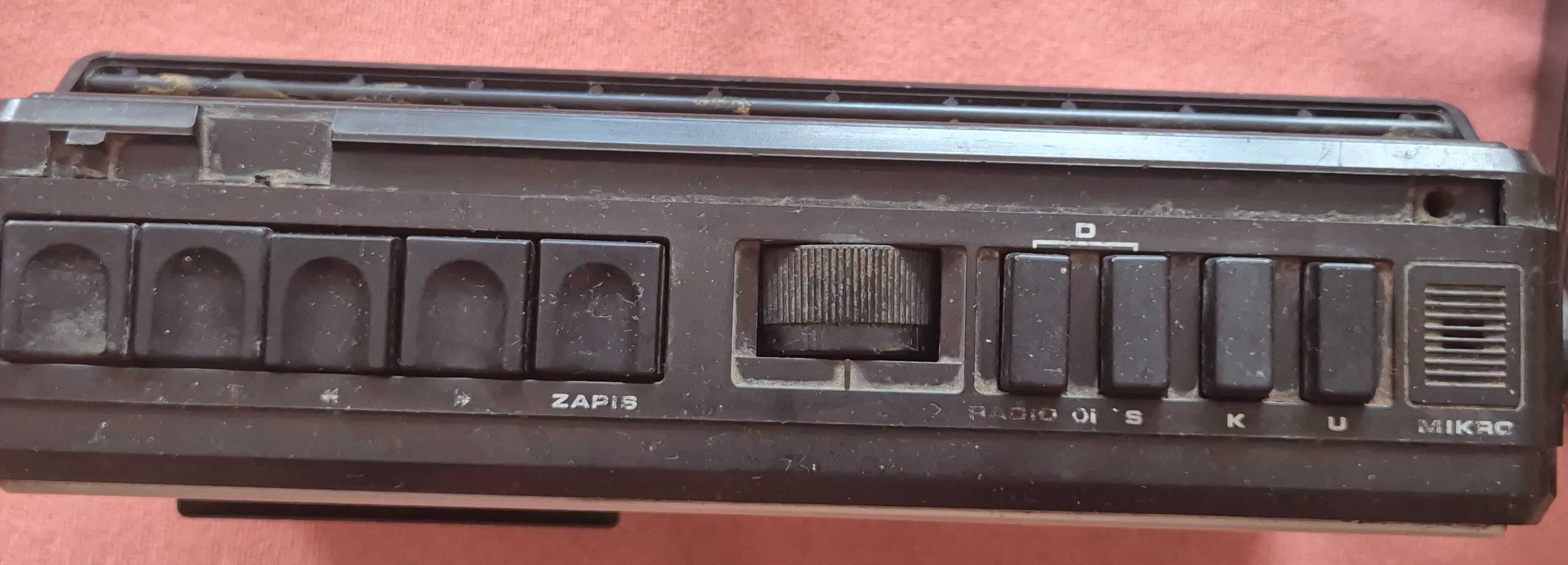 Dwa radiomagnetofony Unitra RM 121 i RM 222 (na części)