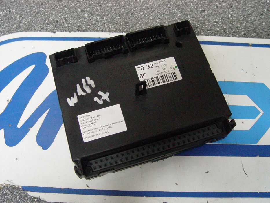 naprawa sterownik  moduł SAM mercedes w203 w204 w212 ML w164 w163 r231