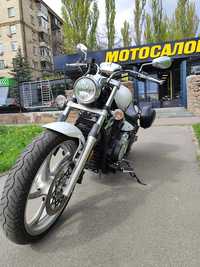 Продам  мотоцикл yamaha xvs 1300 stryker  2013рік 3207пробіг