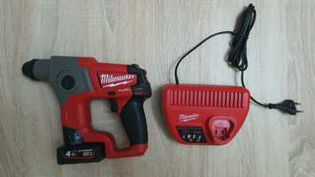 Młotowiertarka Milwaukee M12 CH