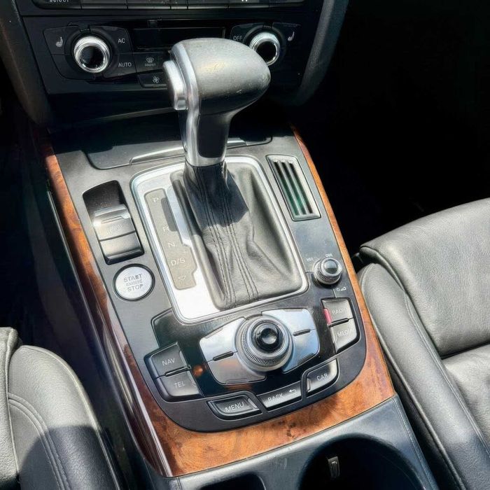 Audi A4 quattro Premium Plus      2014