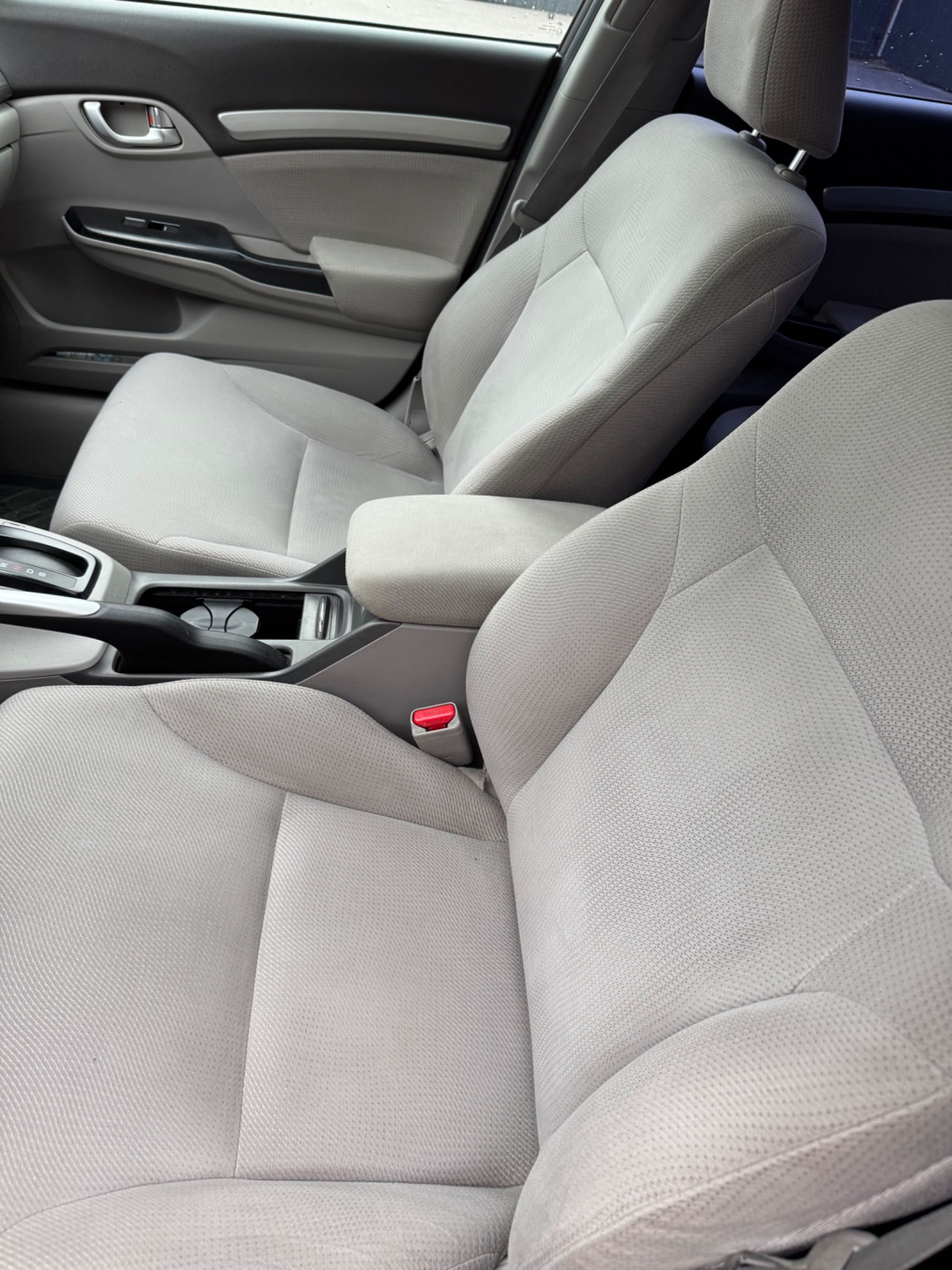 Honda Civic 9 2012 1.8 автомат